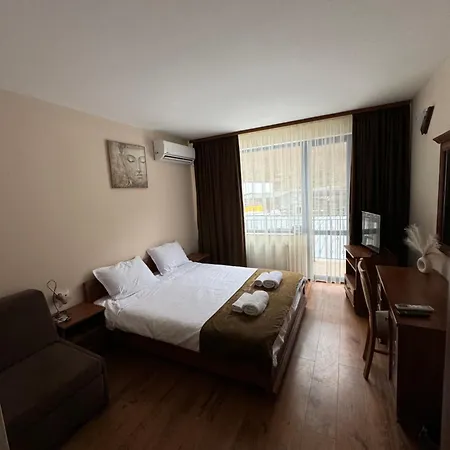 стефани * Девин